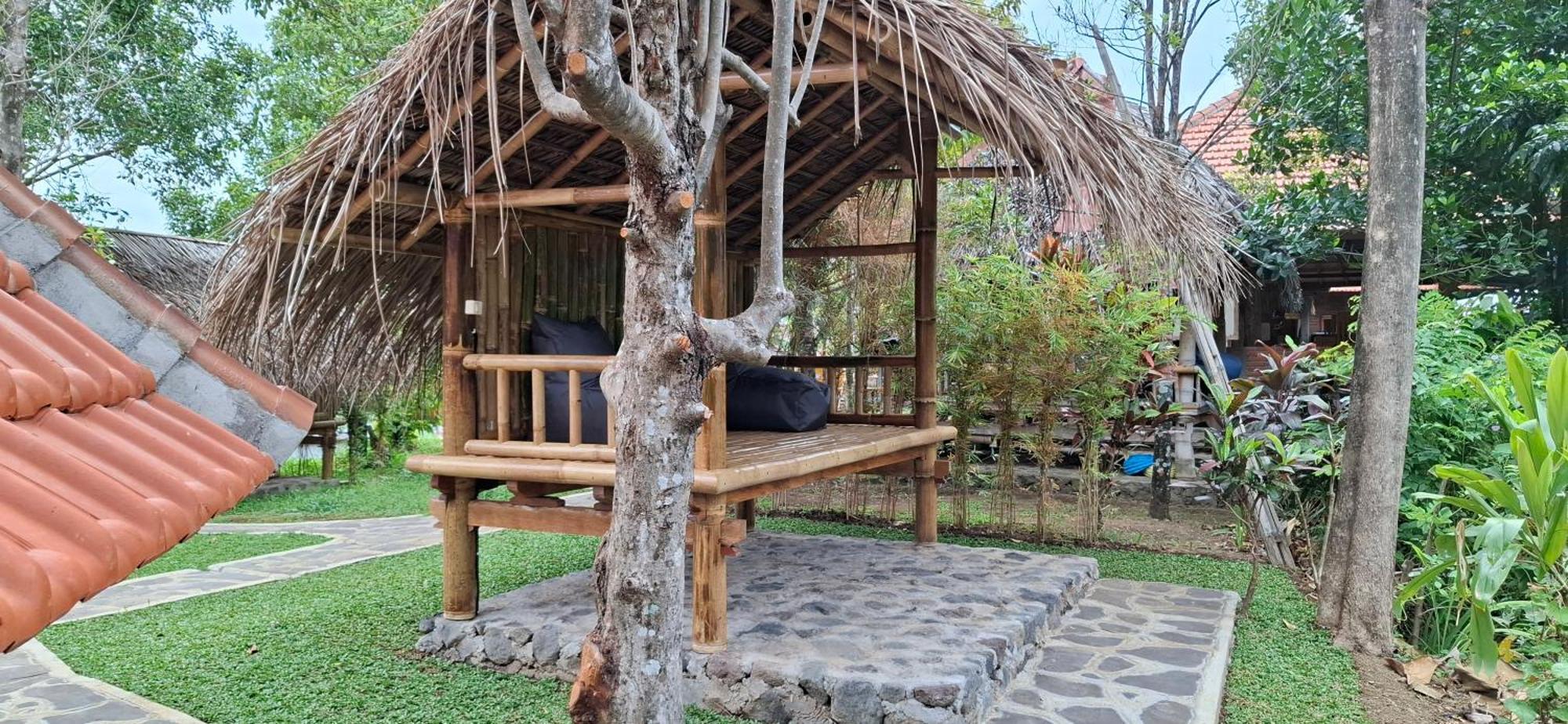 Uma Nirmala Aling-Aling Hotel Singaraja  Exterior photo